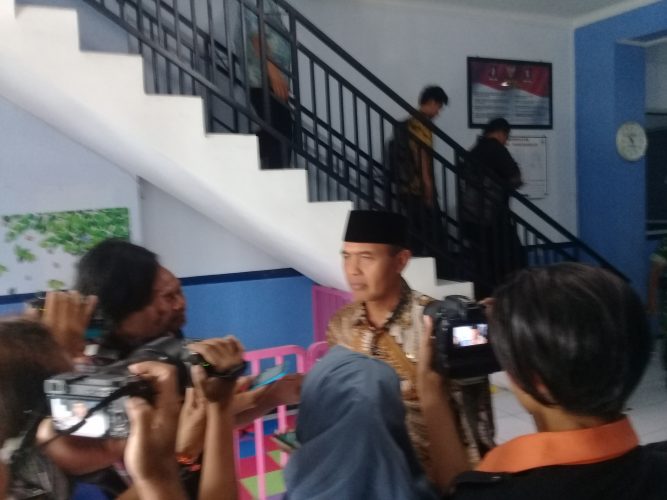CEGAH BANJIR JANGAN BUANG SAMPAH SEMBARANGAN